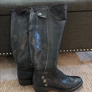 Ladies Black Boots